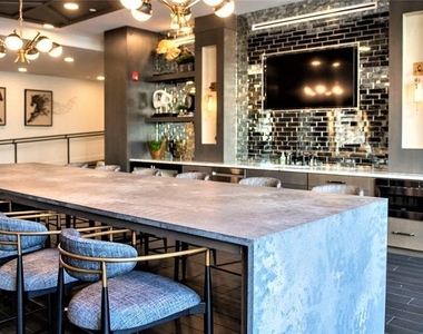 2250 Oak Road - Photo Thumbnail 20