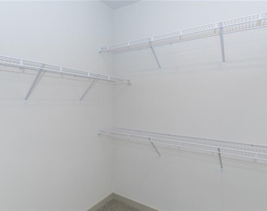 2250 Oak Road - Photo Thumbnail 17