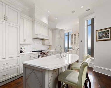 3376 Peachtree Road Ne - Photo Thumbnail 18