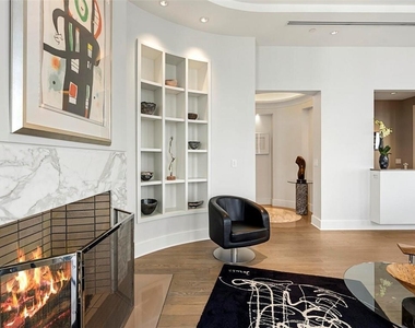 3376 Peachtree Road Ne - Photo Thumbnail 6