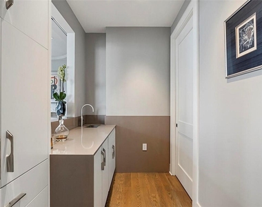 3376 Peachtree Road Ne - Photo Thumbnail 14