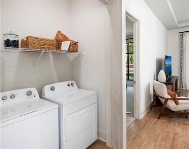 525 Sawnee Village Boulevard - Photo Thumbnail 9