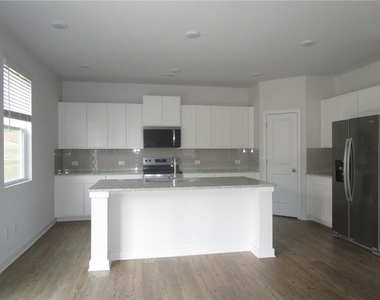 5234 Mulberry Creek Way - Photo Thumbnail 9