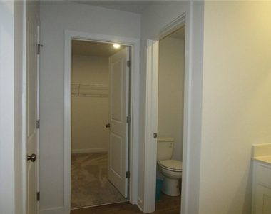 5234 Mulberry Creek Way - Photo Thumbnail 20