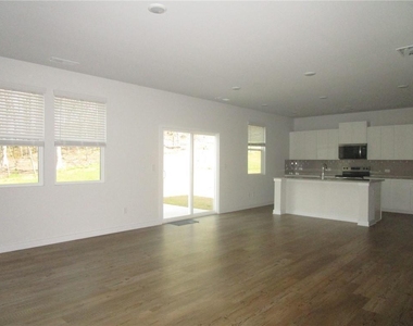 5234 Mulberry Creek Way - Photo Thumbnail 6