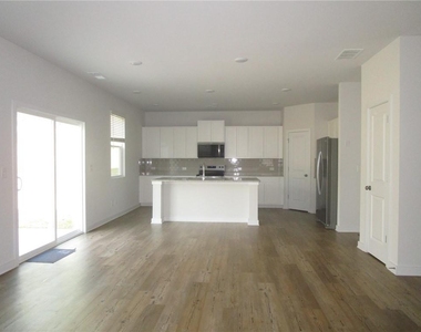 5234 Mulberry Creek Way - Photo Thumbnail 8