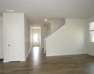 5234 Mulberry Creek Way - Photo Thumbnail 1