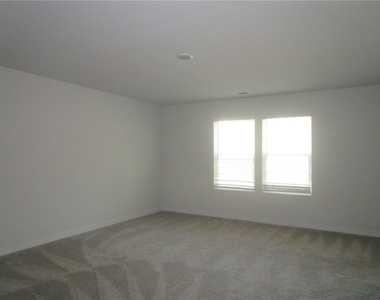 5234 Mulberry Creek Way - Photo Thumbnail 16