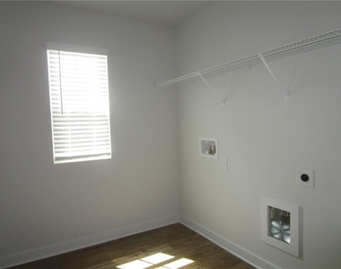 5234 Mulberry Creek Way - Photo Thumbnail 27
