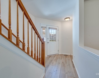 1788 Grove Avenue - Photo Thumbnail 2