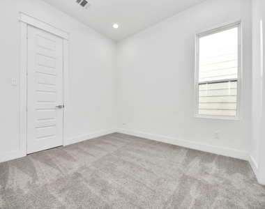 5402 Margarita Street - Photo Thumbnail 23