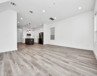 5402 Margarita Street - Photo Thumbnail 13