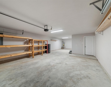 1524 N Blue Bonnet Lane - Photo Thumbnail 25