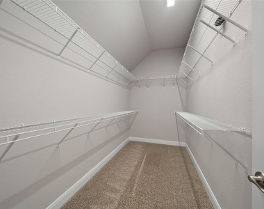 1524 N Blue Bonnet Lane - Photo Thumbnail 11