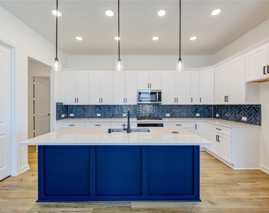 25326 Loch Doon Drive - Photo Thumbnail 13