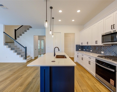 25326 Loch Doon Drive - Photo Thumbnail 11