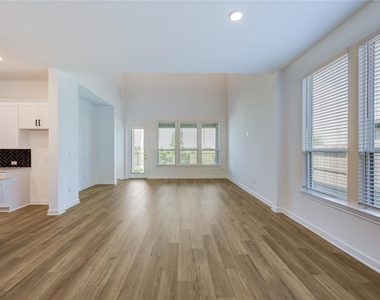 25326 Loch Doon Drive - Photo Thumbnail 39
