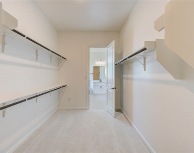 25326 Loch Doon Drive - Photo Thumbnail 18