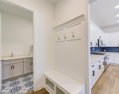 25326 Loch Doon Drive - Photo Thumbnail 16