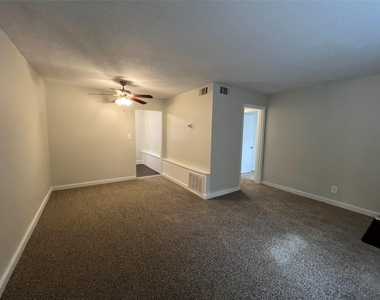 5415 Scott Street - Photo Thumbnail 1