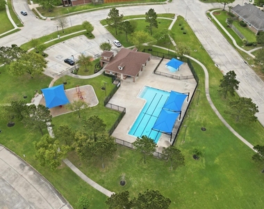 17915 Quiet Loch Lane - Photo Thumbnail 47