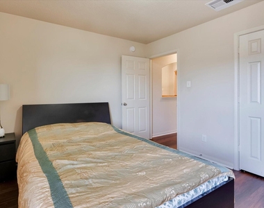 17915 Quiet Loch Lane - Photo Thumbnail 33