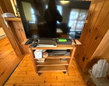 211 Lake - Photo Thumbnail 8