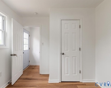 1806 Sussex Street - Photo Thumbnail 24