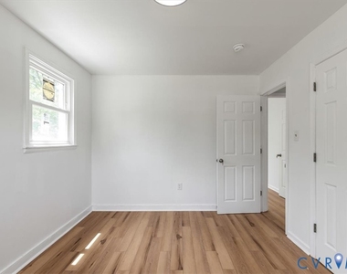1806 Sussex Street - Photo Thumbnail 37