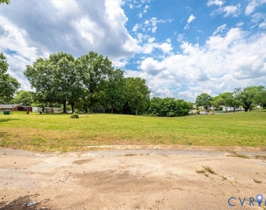 1806 Sussex Street - Photo Thumbnail 41