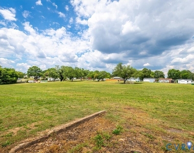 1806 Sussex Street - Photo Thumbnail 43
