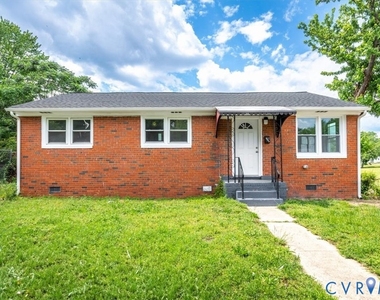 1806 Sussex Street - Photo Thumbnail 4