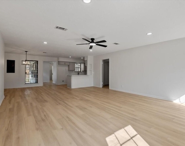 20 Woody Creek Drive - Photo Thumbnail 7