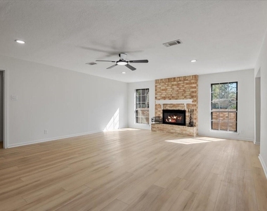 20 Woody Creek Drive - Photo Thumbnail 11