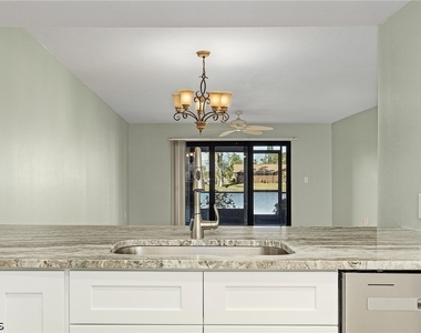 17425 Birchwood Lane - Photo Thumbnail 8