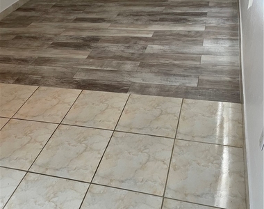 4906 Victoria Drive - Photo Thumbnail 3