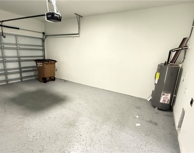 508 Bell Boulevard S - Photo Thumbnail 11