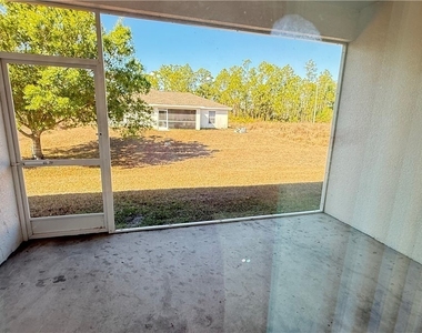 508 Bell Boulevard S - Photo Thumbnail 10