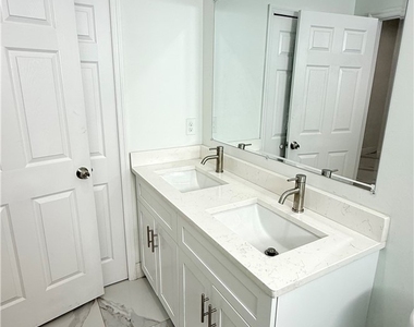 508 Bell Boulevard S - Photo Thumbnail 5