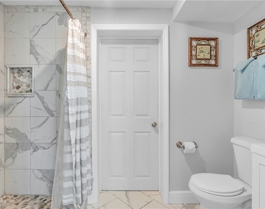 280 Airport Drive S - Photo Thumbnail 38
