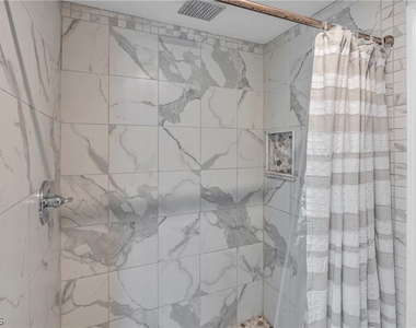 280 Airport Drive S - Photo Thumbnail 40