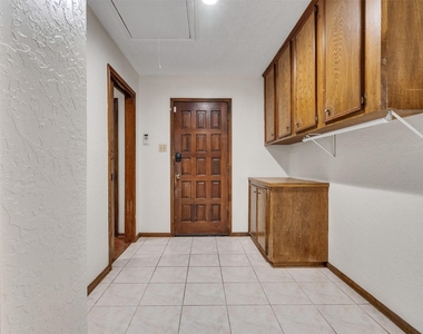 8 Shadowood Street - Photo Thumbnail 25