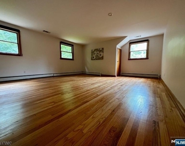 56 Grandview - Photo Thumbnail 22