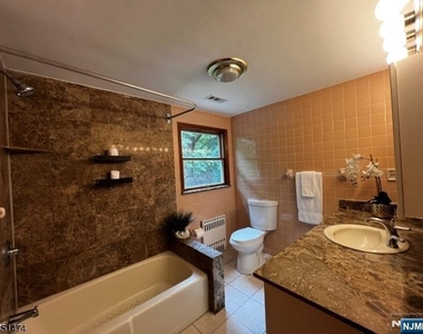 56 Grandview - Photo Thumbnail 23