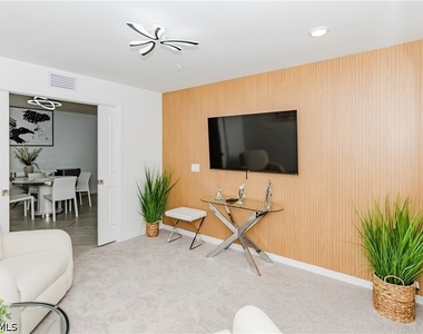5466 Double Eagle Circle - Photo Thumbnail 16