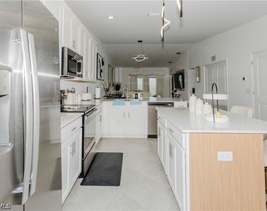 5466 Double Eagle Circle - Photo Thumbnail 3