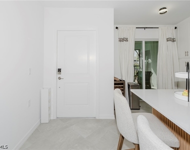 5466 Double Eagle Circle - Photo Thumbnail 6