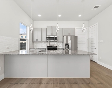 10719 Mason Rd - Photo Thumbnail 5