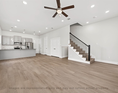 10719 Mason Rd - Photo Thumbnail 2