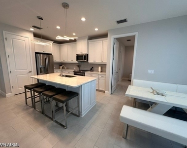 2653 Seychelles Circle - Photo Thumbnail 2